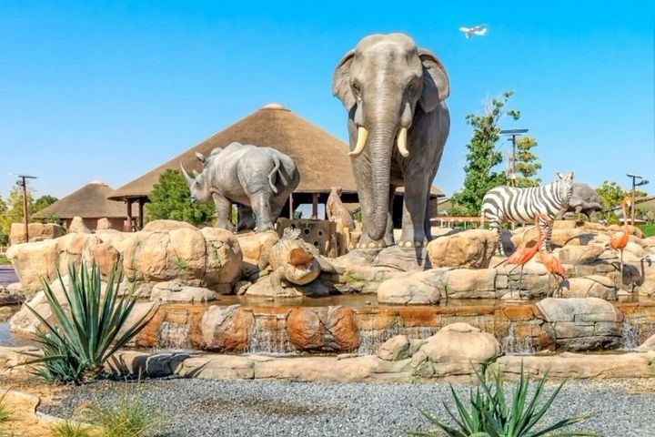Tour Guide 2025 of Dubai Safari Park – Attractions, Tickets & Timing